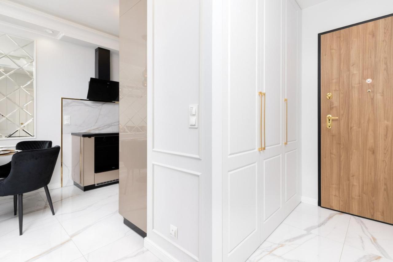 Plac Unii Apartment Gdynia Srodmiescie By Renters Prestige Exterior foto